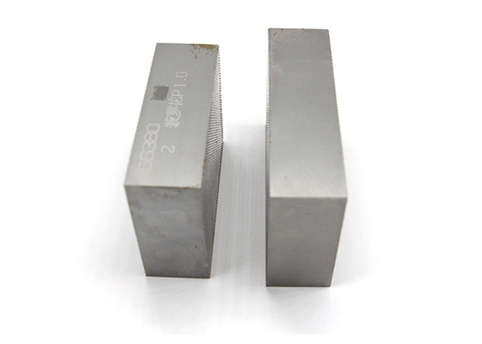 Thread Rolling Machine Carbide Steel Roll Die A/B Type With Custom Size