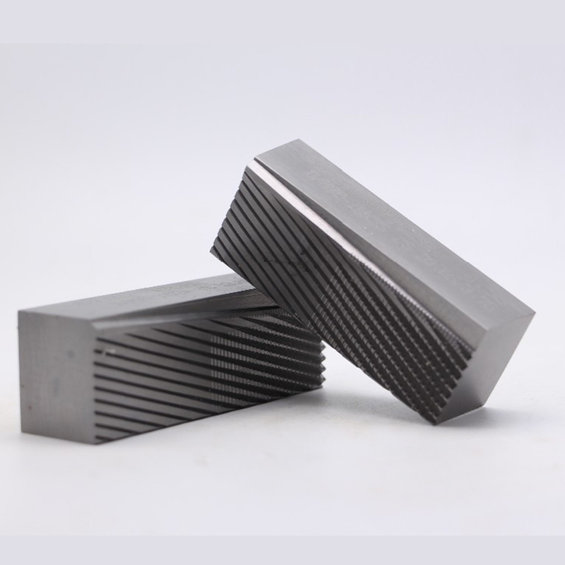 DC53 Flat Roll Thread Dies Corrosion Resistant High Toughness ISO 9001 Approved