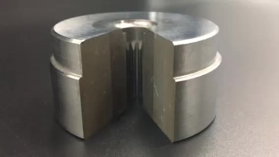Screw Die High Precision Nut Forming Dies With 250000-300000 Shots Mold Life